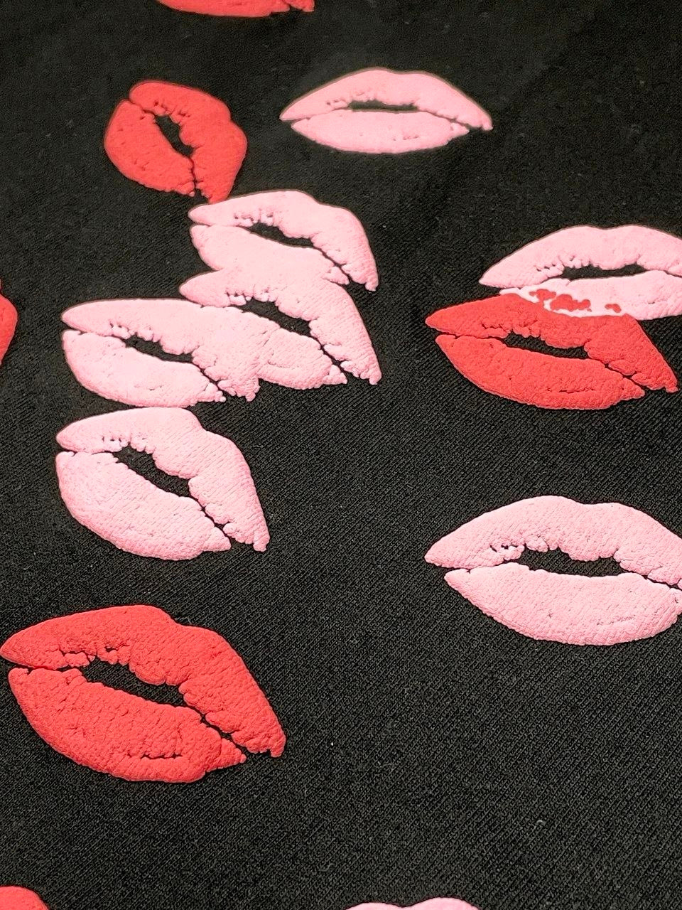KILL ME WITH KISSES  OVERSIZED TEE
